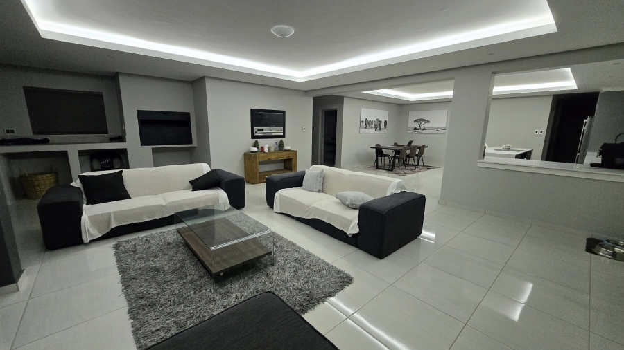 4 Bedroom Property for Sale in Dana Bay Western Cape